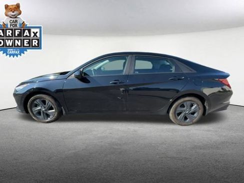 Used 2023 Hyundai Elantra SEL FWD image 5