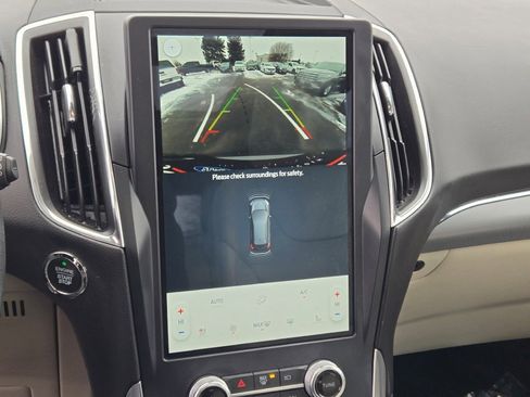 Used 2021 Ford Edge Titanium w/ Class II Trailer Tow Package image 27