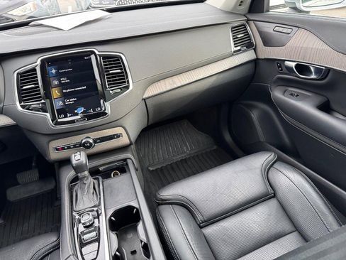 Used 2021 Volvo XC90 T6 Inscription w/ Protection Package Premier image 16