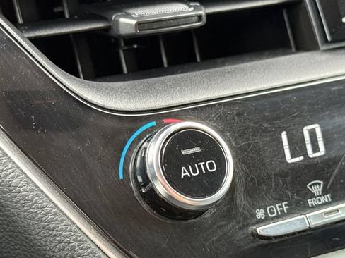 Used 2024 Toyota Corolla LE FWD image 29