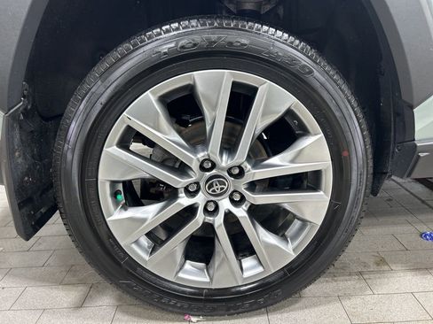 Used 2023 Toyota RAV4 XLE Premium image 26