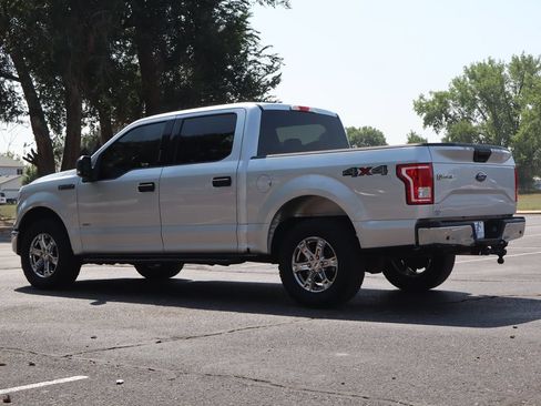 Used 2017 Ford F150 XLT w/ Equipment Group 301A Mid AWD/4WD image 7