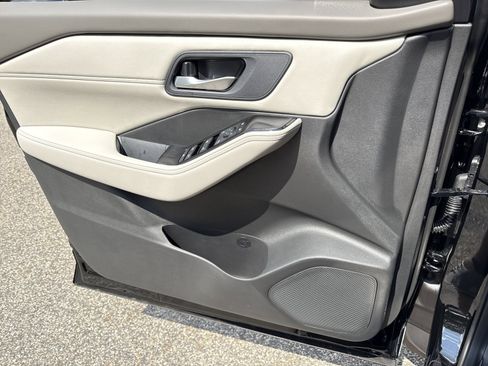 New 2026 Nissan Rogue Dark Armor FWD image 15