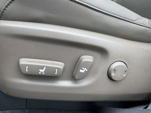 Used 2023 Lexus GX 460 Premium image 15