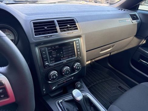 Used 2014 Dodge Challenger SRT8 Core RWD image 18