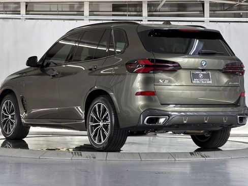 Used 2024 BMW X5 xDrive50e w/ Executive Package AWD/4WD image 3