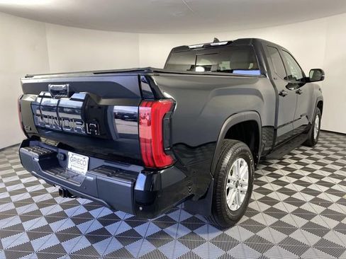 Used 2024 Toyota Tundra SR5 w/ SR5 Premium Package AWD/4WD image 10