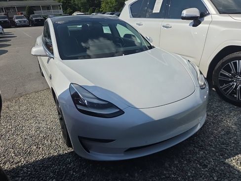 Used 2019 Tesla Model 3 Long Range AWD/4WD image 2