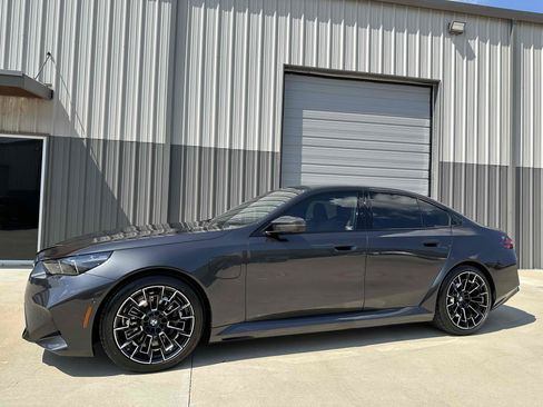 Used 2026 BMW M5 w/ Carbon Package image 71