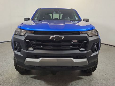 Used 2024 Chevrolet Colorado Trail Boss AWD/4WD image 2