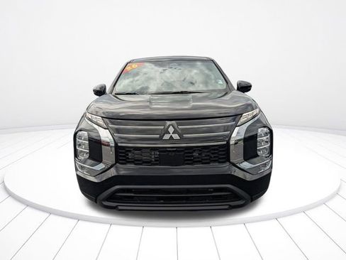 New 2026 Mitsubishi Outlander ES FWD image 8