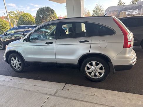 Used 2011 Honda CR-V SE image 8