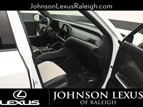 Certified 2025 Lexus TX 350 AWD w/ Technology Package image 10
