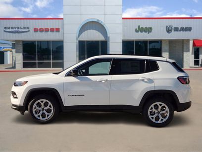 New 2026 Jeep Compass Latitude