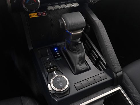 Certified 2025 Toyota Tacoma SR5 image 22