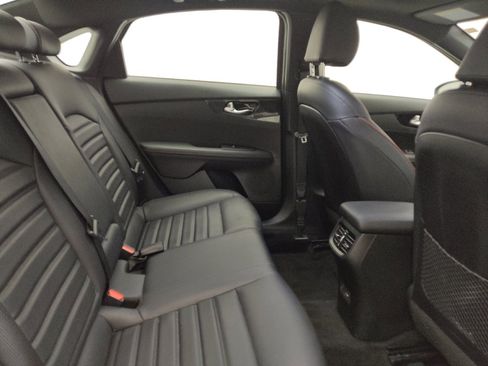 Used 2023 Kia Forte GT w/ GT2 Package FWD image 19
