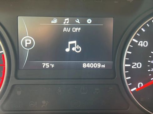 Used 2017 Kia Optima SX image 12