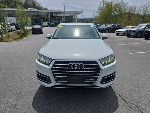 Used 2018 Audi Q7 3.0T Prestige w/ Prestige Package AWD/4WD image 9