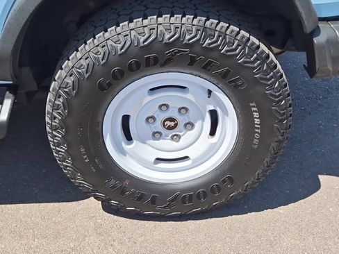 Used 2025 Ford Bronco Heritage Edition AWD/4WD image 15
