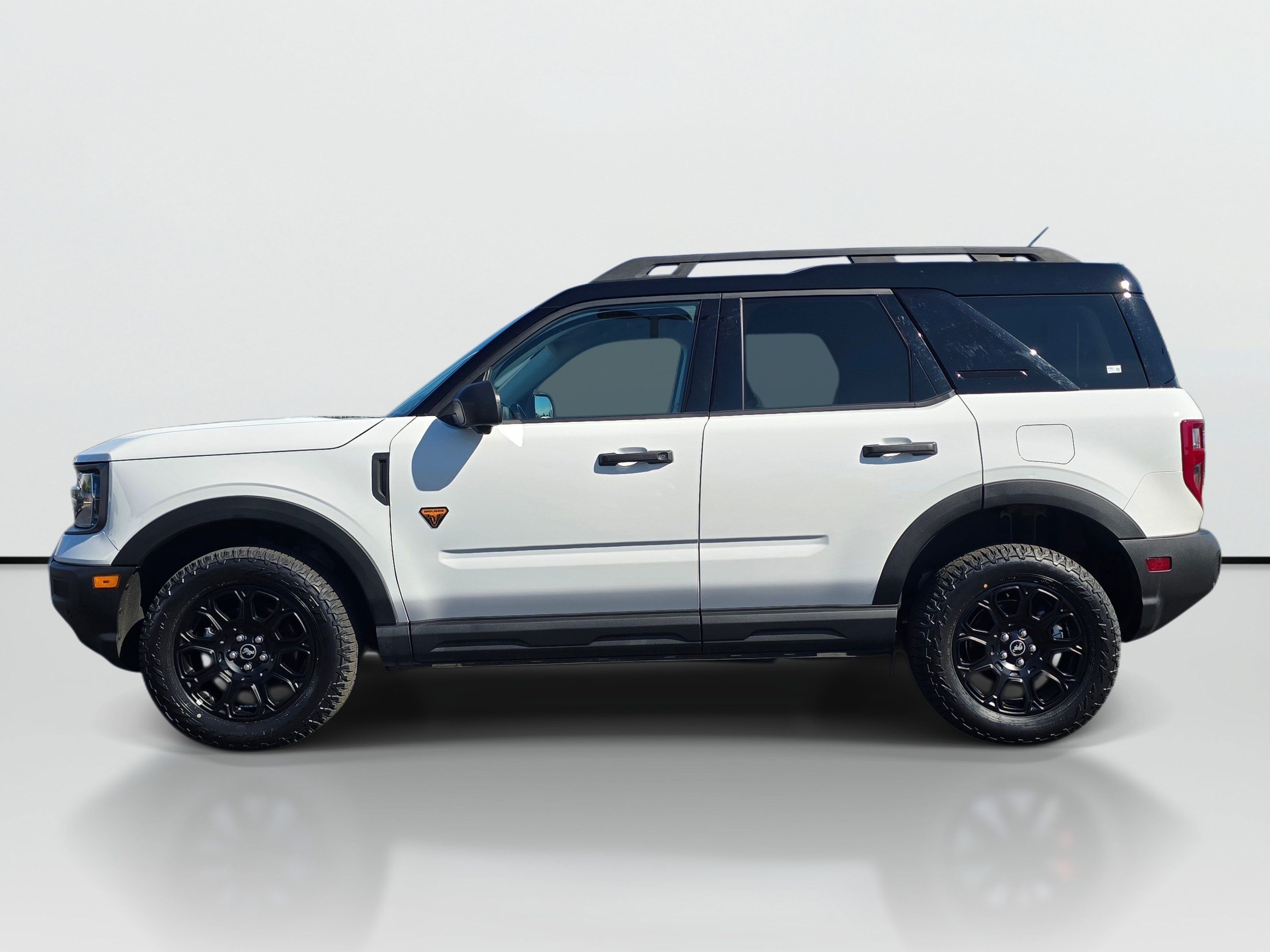 Used 2025 Ford Bronco Sport Badlands AWD/4WD image 2