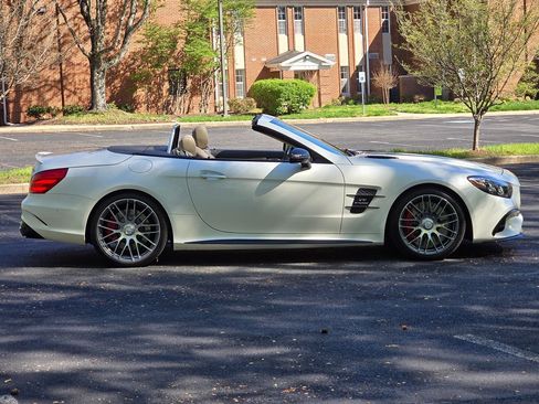 Used 2017 Mercedes-Benz SL 63 AMG image 8