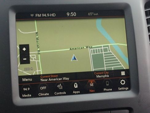 Used 2023 Jeep Cherokee Altitude Lux image 6