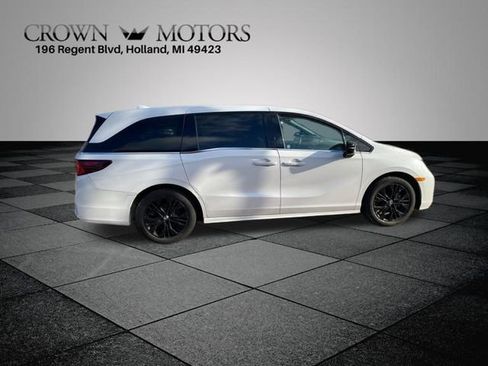 Used 2025 Honda Odyssey Sport-L image 13