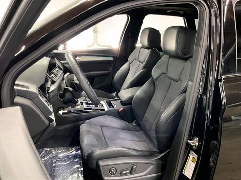 Certified 2023 Audi Q5 e Prestige w/ Prestige Package image 26