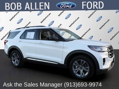 Used 2025 Ford Explorer Active w/ Active Comfort Package