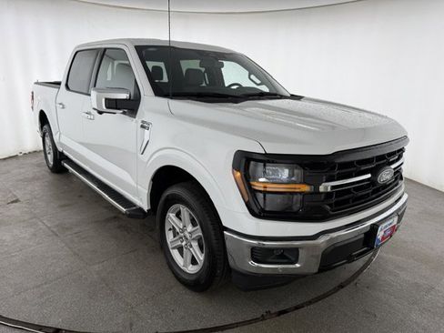 Used 2025 Ford F150 XLT w/ Equipment Group 302A MID RWD image 3