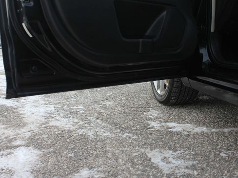 Used 2011 Ford Fusion SEL w/ 302A Rapid Spec Order Code image 42