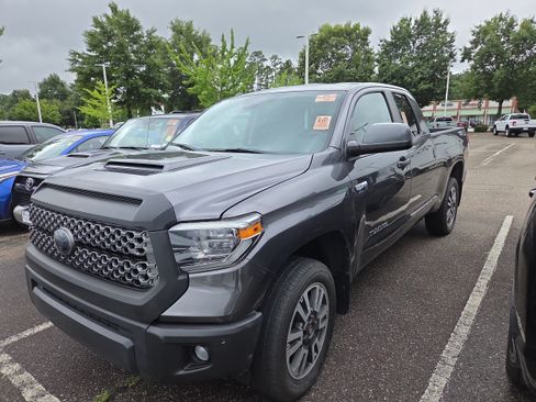 Used 2018 Toyota Tundra SR5 w/ TRD Sport Package AWD/4WD image 7