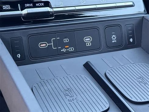 Used 2025 Hyundai Santa Fe Calligraphy image 26