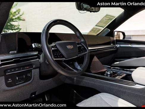Used 2025 Cadillac Escalade V AWD/4WD image 48