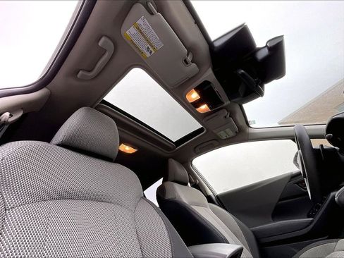 Used 2024 Subaru Crosstrek 2.0i Premium AWD/4WD image 22