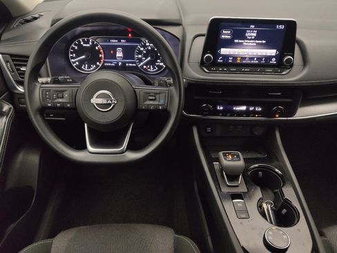 Used 2024 Nissan Rogue SV image 22