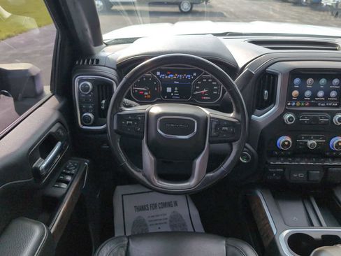Used 2020 GMC Sierra 2500 Denali w/ Denali Ultimate Package image 10