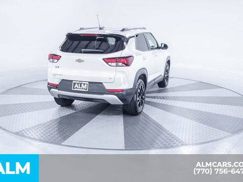 Used 2021 Chevrolet TrailBlazer LT w/ Convenience Package image 11