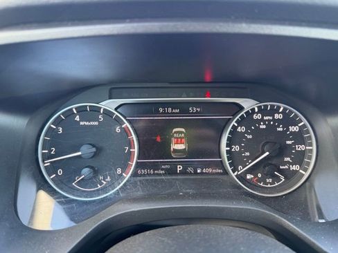 Used 2024 Nissan Rogue S AWD/4WD image 9