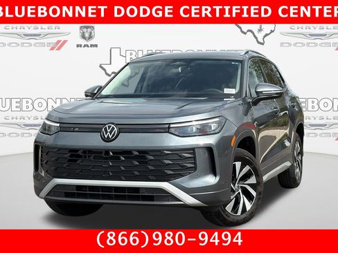 Used 2025 Volkswagen Tiguan S AWD/4WD image 1