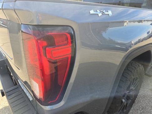 Used 2021 GMC Sierra 1500 Elevation w/ LPO, Elevation Black Package AWD/4WD image 16