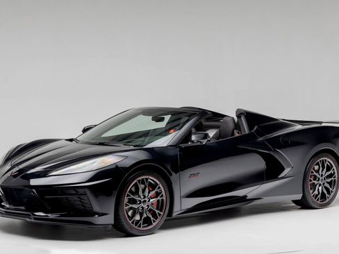 Used 2023 Chevrolet Corvette Stingray Premium Conv w/ Z51 Performance Package image 5