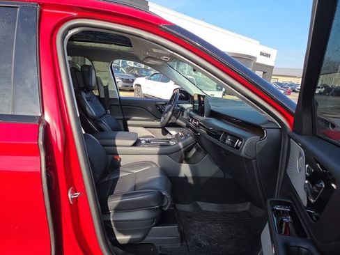 Used 2025 Lincoln Aviator Reserve w/ Equipment Group 201A image 18