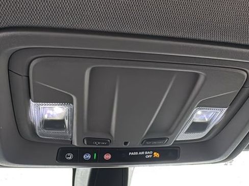 Used 2020 Chevrolet Silverado 1500 LT Trail Boss image 30