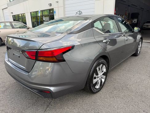 Used 2023 Nissan Altima 2.5 S FWD image 12