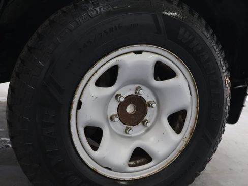 Used 2018 Toyota Tacoma SR RWD image 31