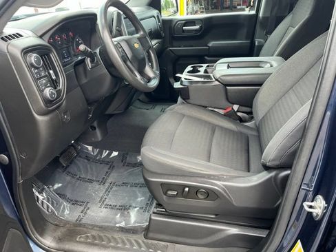 Used 2022 Chevrolet Silverado 1500 Custom AWD/4WD image 19