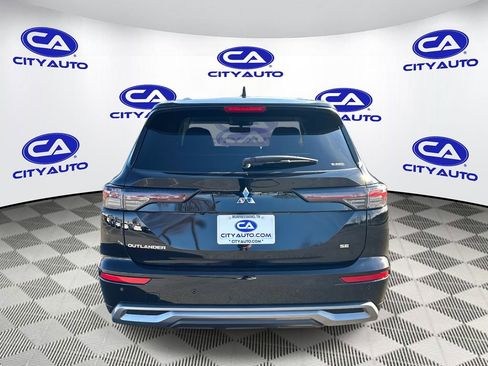 New 2026 Mitsubishi Outlander SE image 4