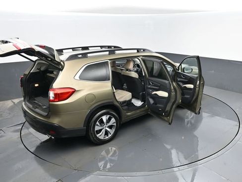 Used 2024 Subaru Ascent Premium w/ Convenience Package image 29