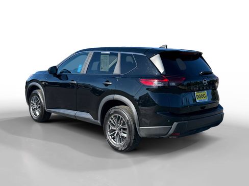 Used 2024 Nissan Rogue S image 3